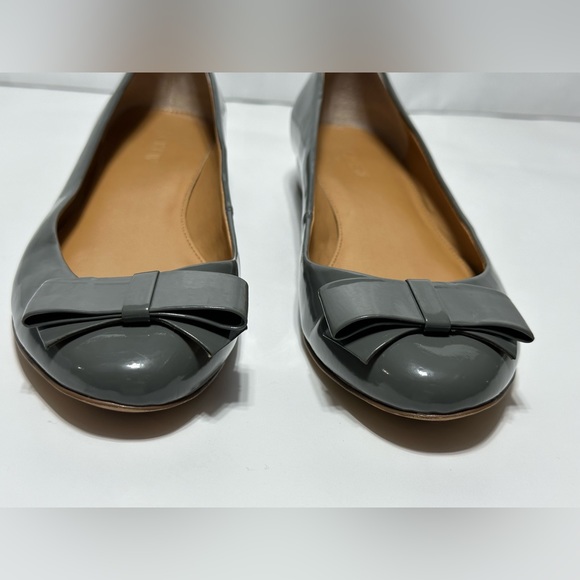 J.Crew Women's Double-Bow Flats Size 8.5 Grey Patent Polyurethane style#… - Picture 5 of 15